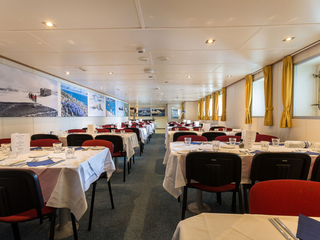 vue du restaurant sur l'Ortelius
