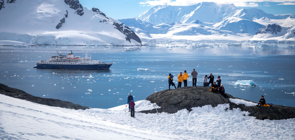 explorer antarctique