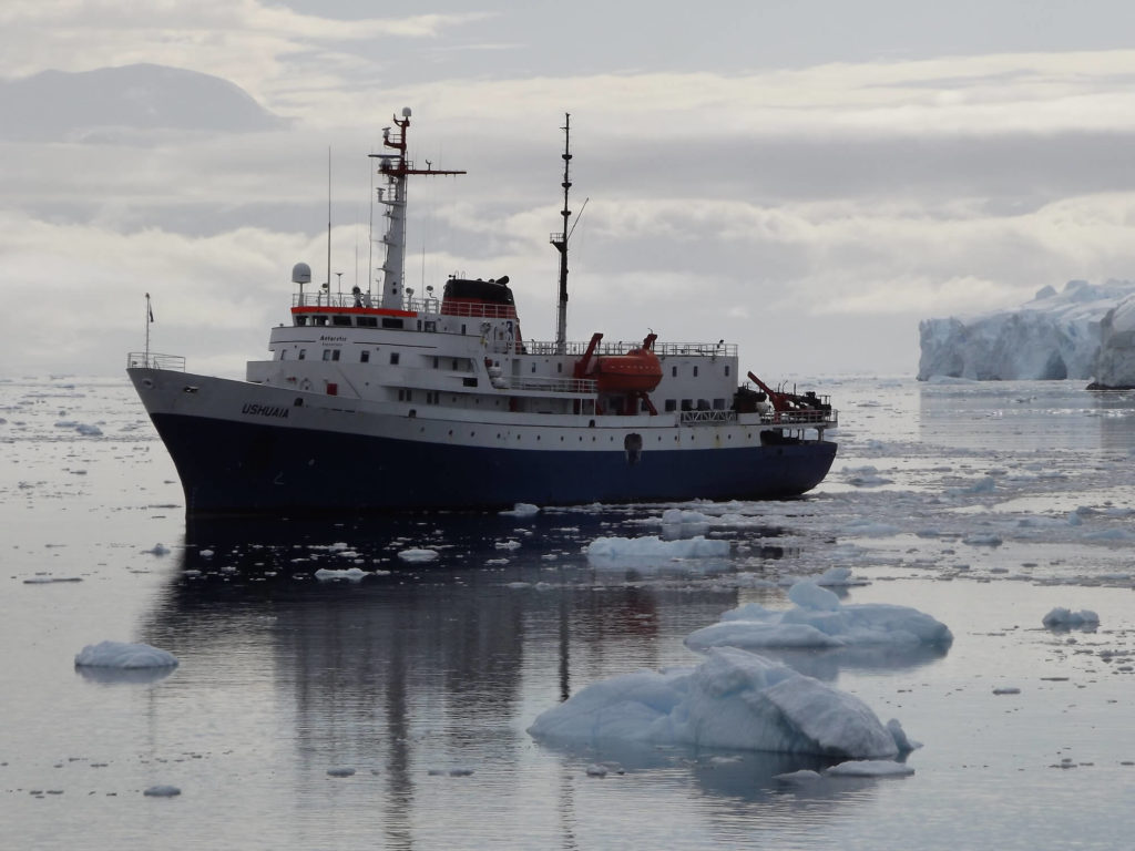 Remise Antarctique sur le bateau Ushuaia