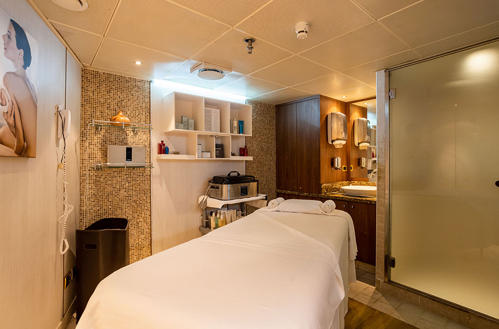 salon de massage saune sur Exploris One