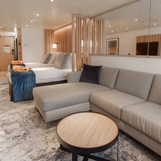 Ultramarine Explorer Suite